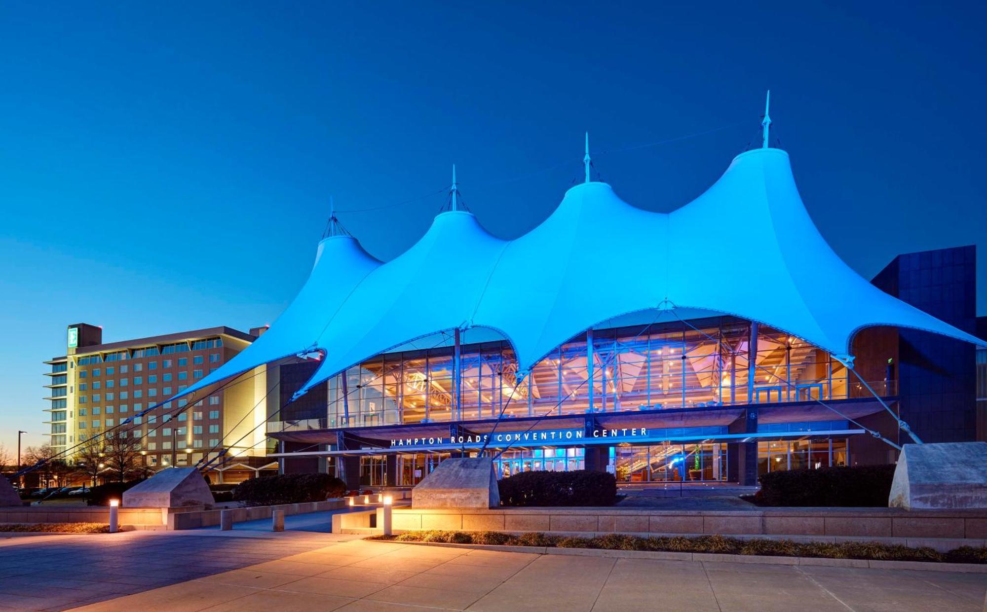 Embassy Suites By Hilton Hampton Convention Center Экстерьер фото